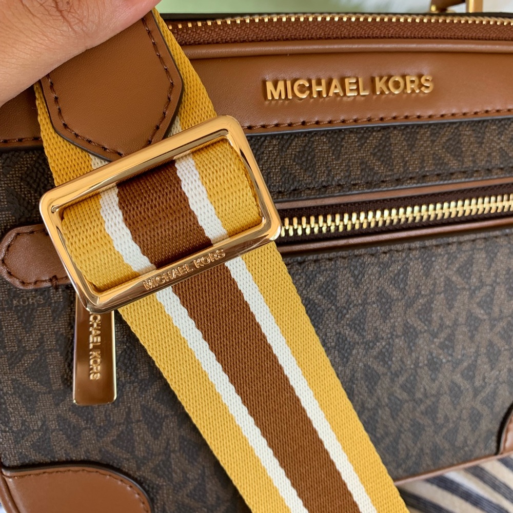 Sale 🎉 brown MK logo crossbody 2019 collection - Picture 4 of 6